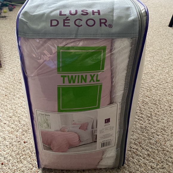Lush Decor 4 pc Comforter Set Twin-XL Umbre Fiesta Blush - Picture 2 of 6